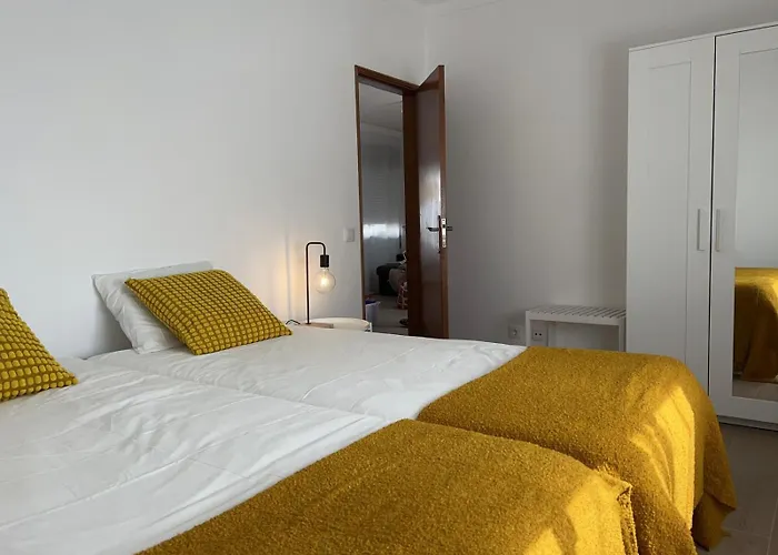 Casa Encantada - *