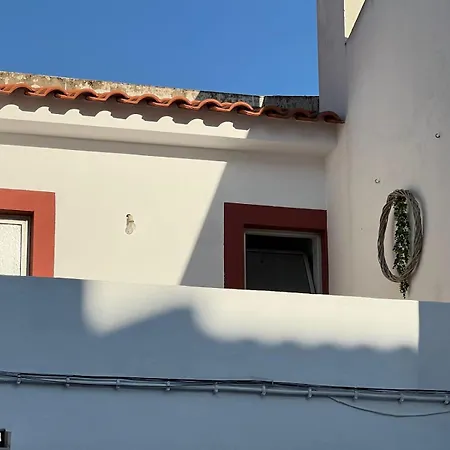 Casa Encantada - *